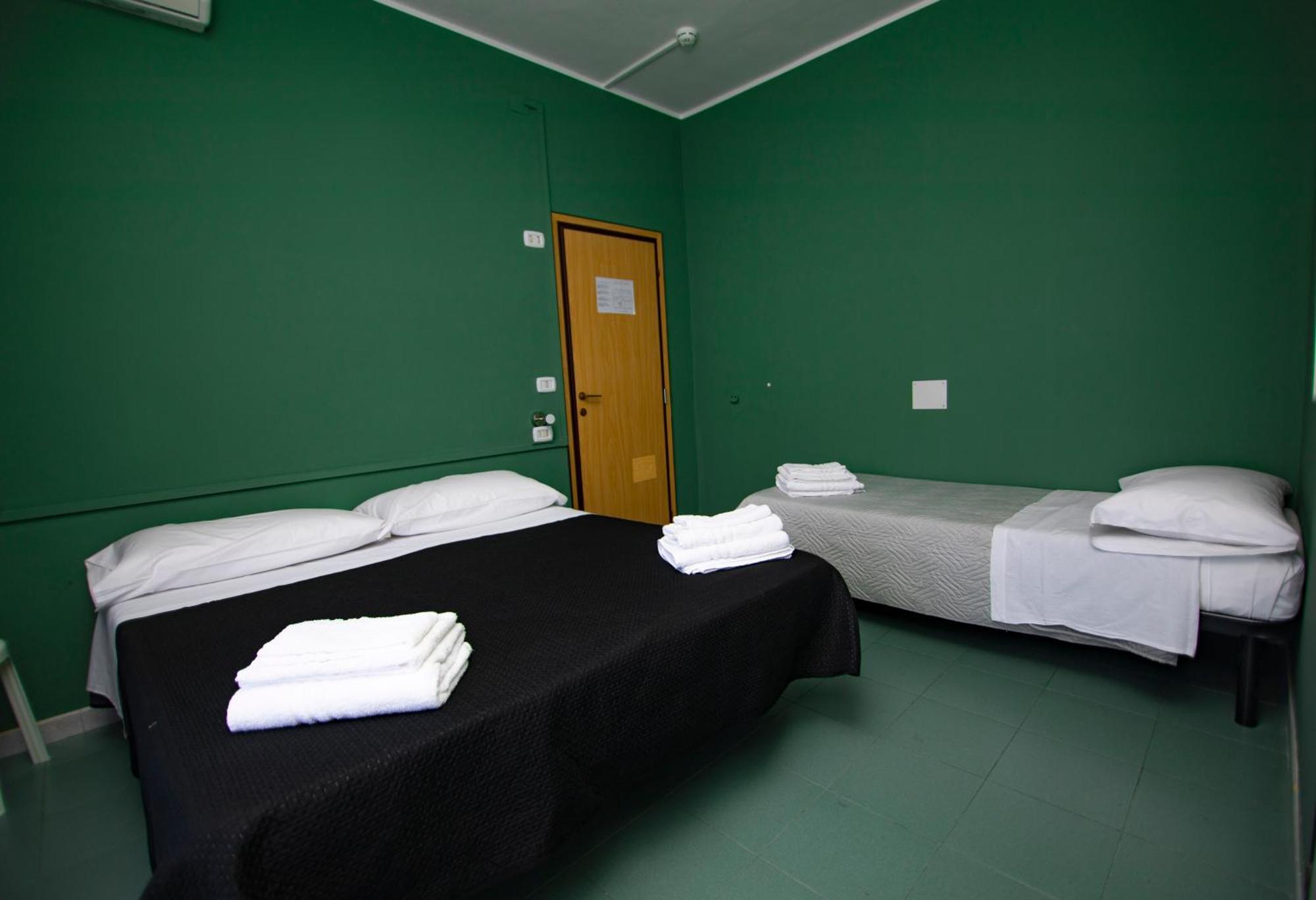 Hotel Montebello Riccione Exterior photo